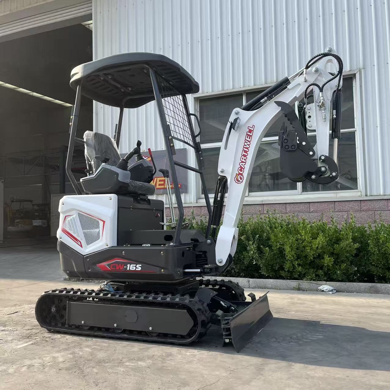 Free Shipping Engine New Crawler Digger Bagger Mini Excavator 1600KG Mini Small Excavator for Sale