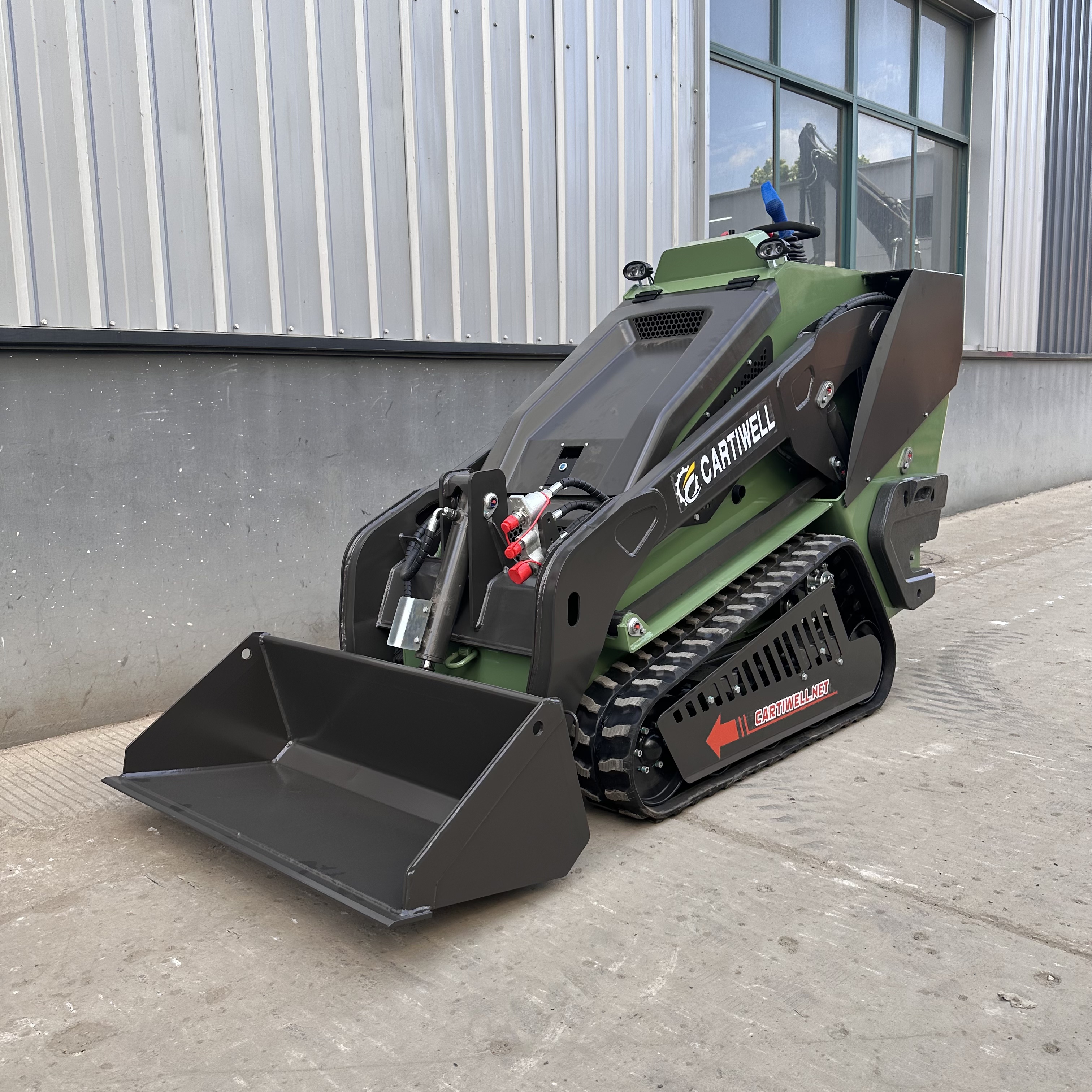 Minicargadora compacta CARTIWELL con orugas, cargadora de orugas CE EPA, motor Kubota de 25 Hp, accesorios hidráulicos múltiples, cucharón, horquilla para palés, barrena