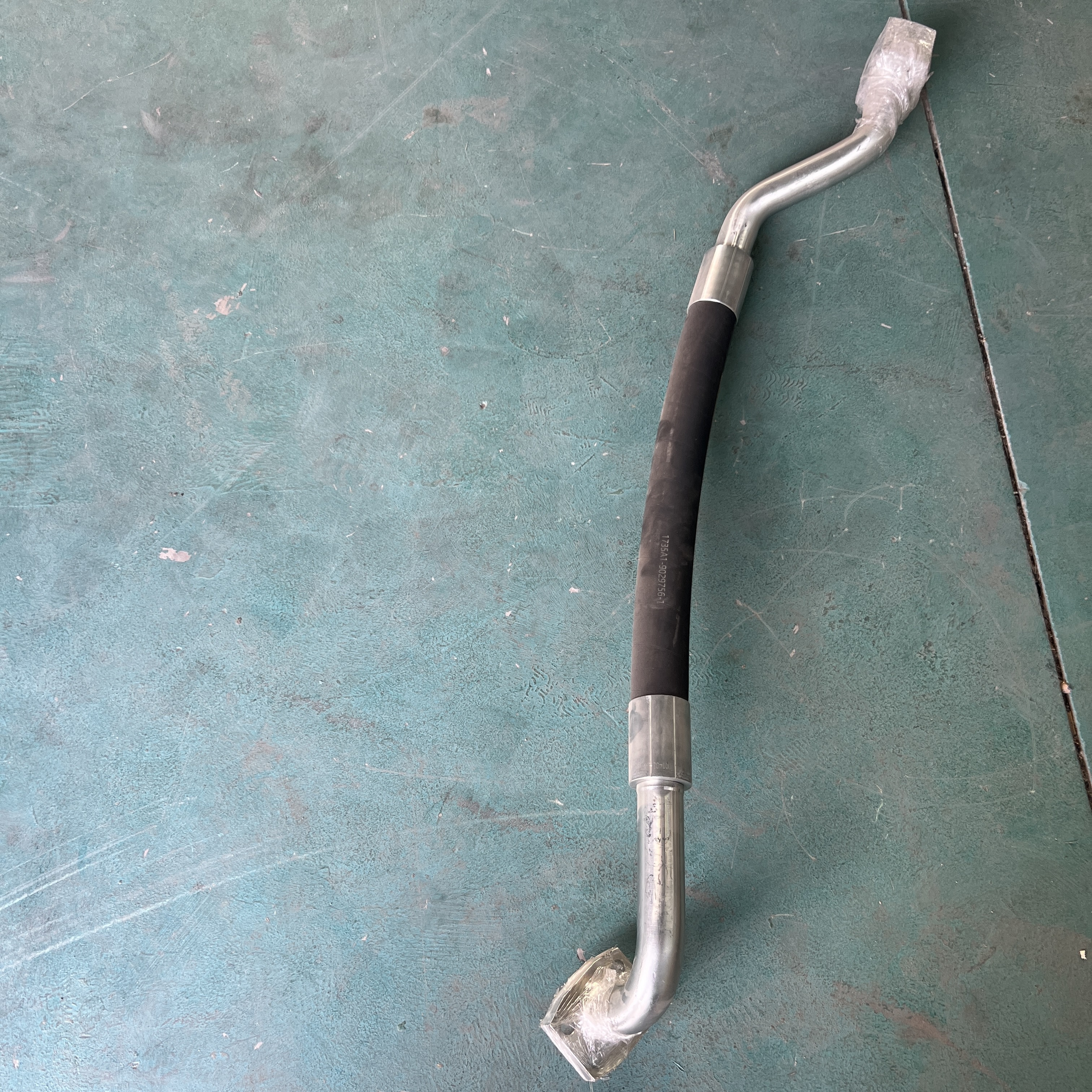 MANGUERA PARA BULDÓCER D85 154-60-21422