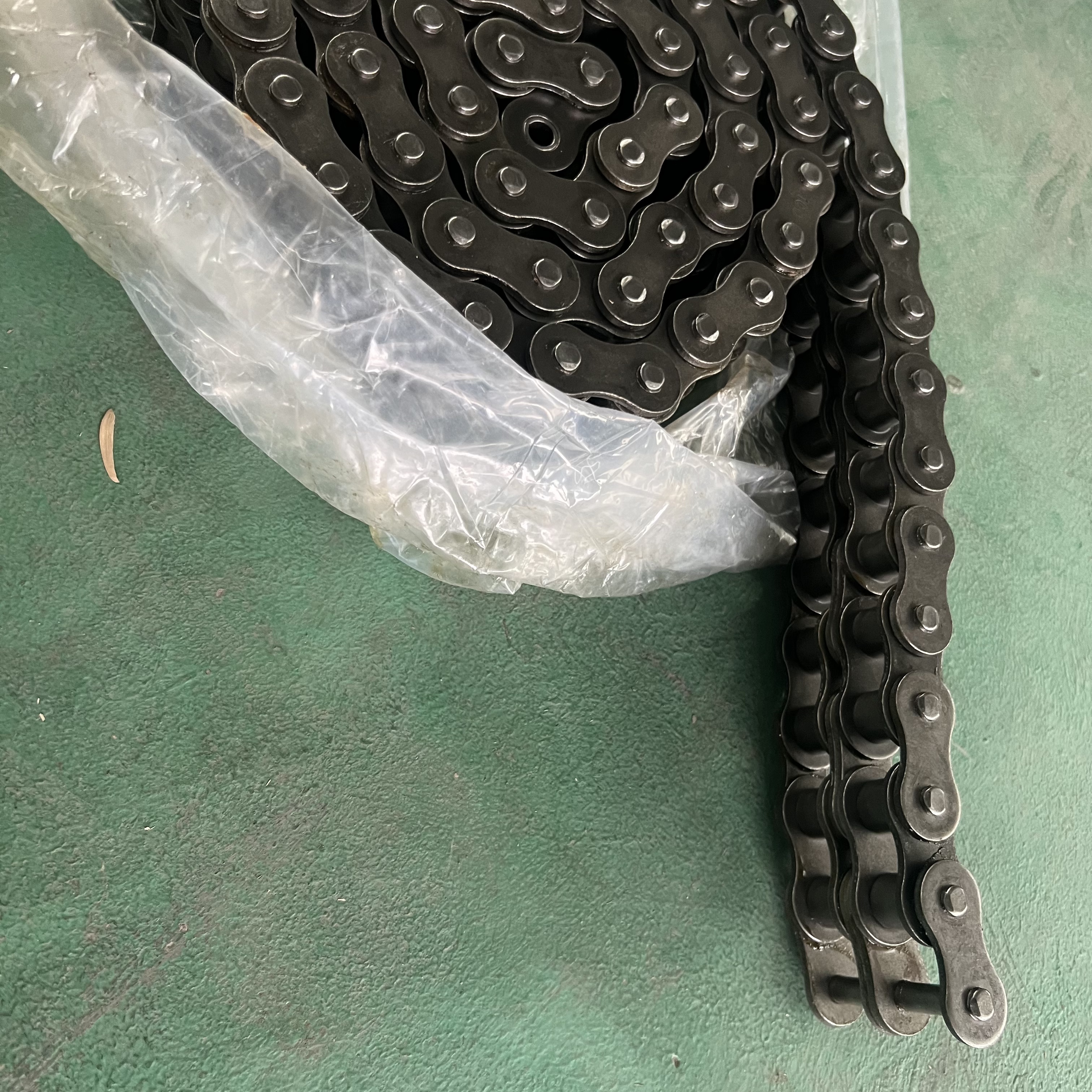 GD611 GRADERS  CHAIN ASS'Y 23A-23-11500