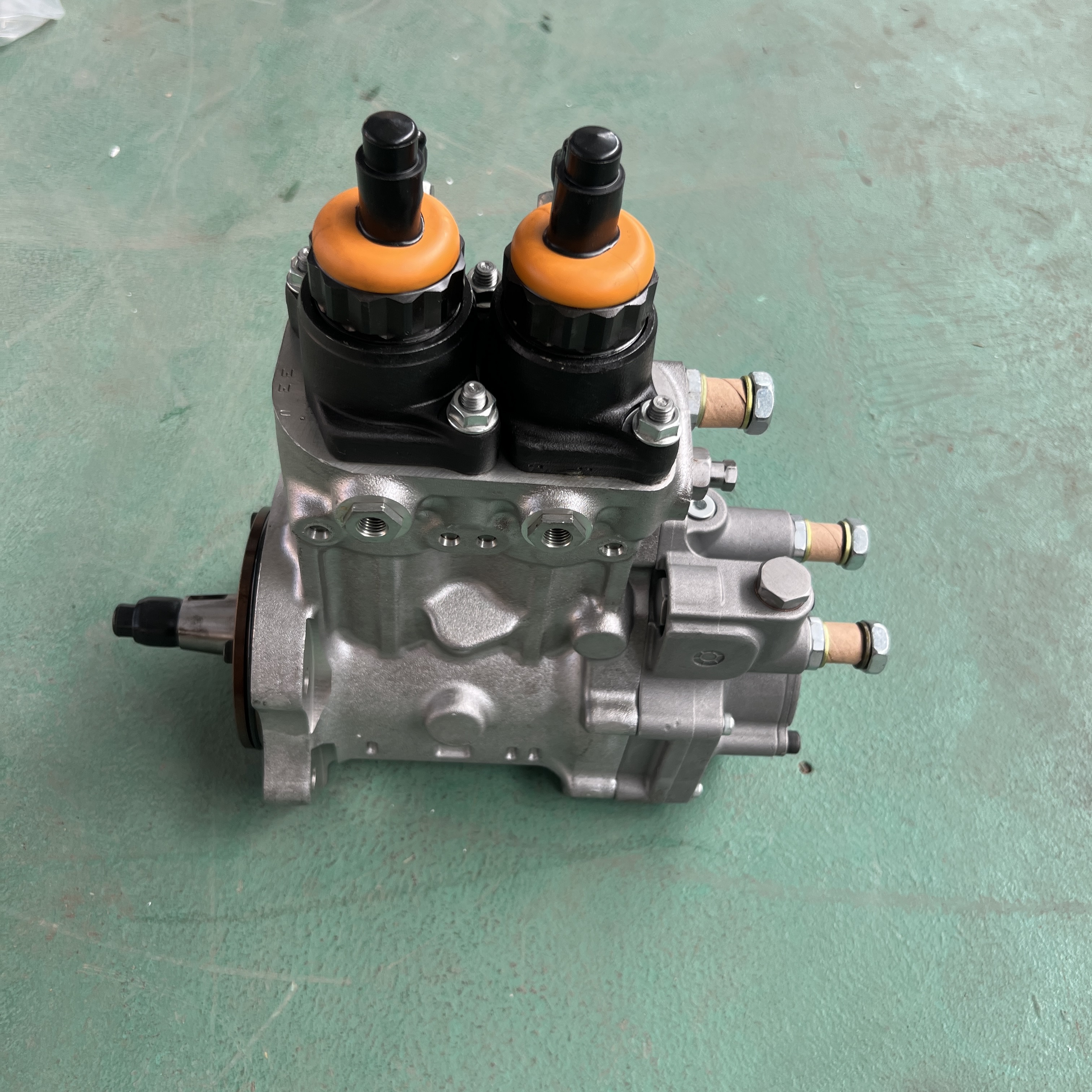 SAA12V140E 发动机泵总成 6219-71-1201