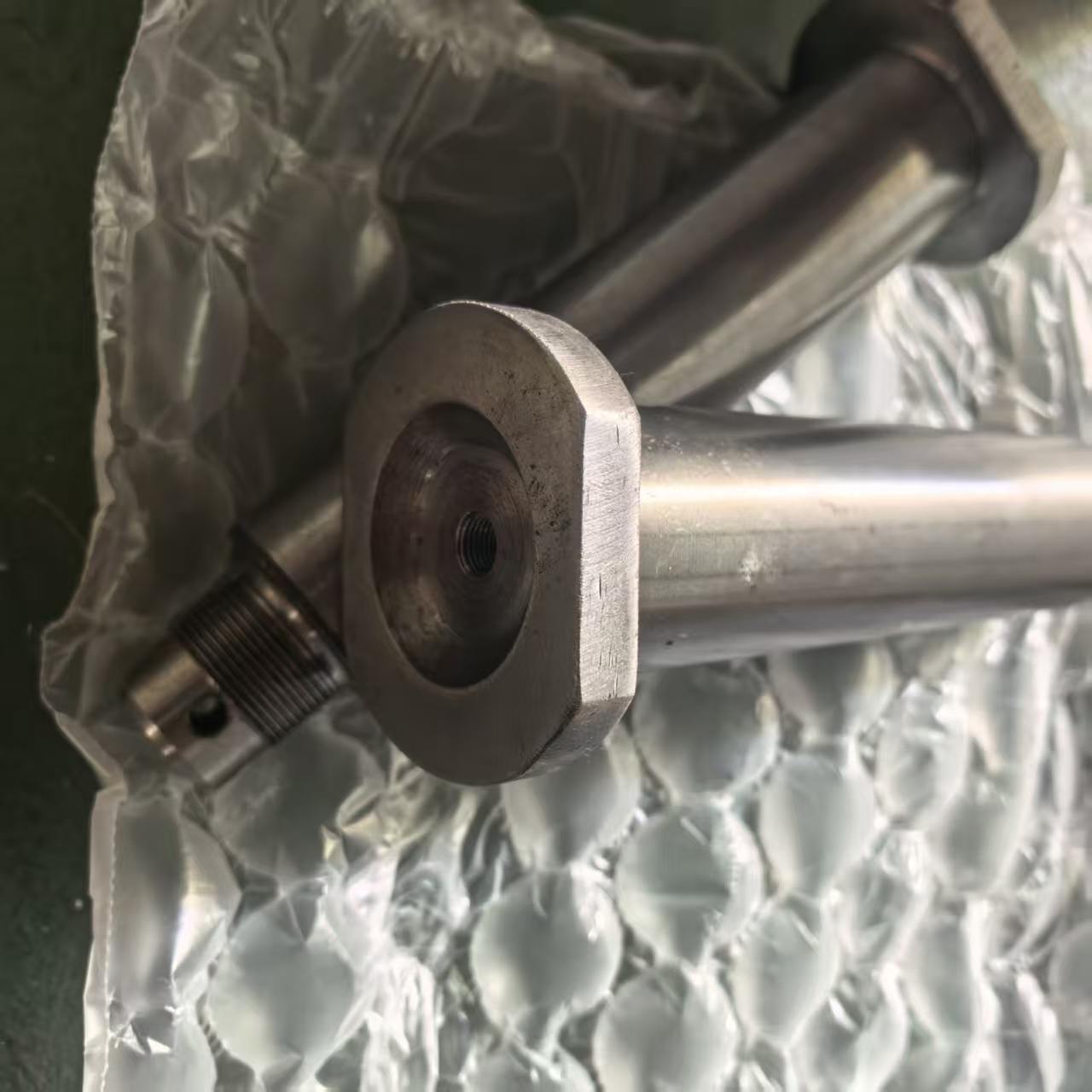 PASADOR DEL EJE DELANTERO DE MOTONIVELADORA GD555-3 23A-27-31520